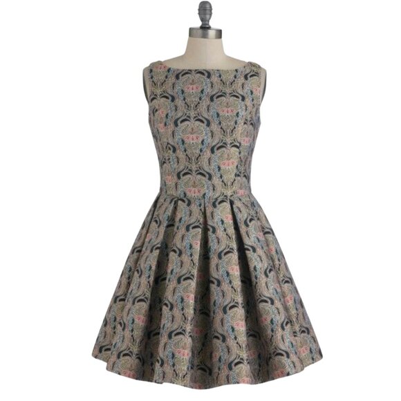 BB Dakota "Fit and Flare" Brocade Embroidered Dress (4) - Picture 1 of 12